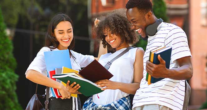 Becas AUIP, becas para estudiar en España