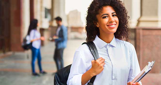 Becas Fundación Carolina, becas para estudiar en España